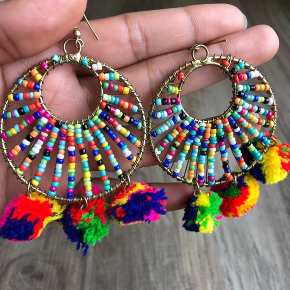 Earrings with Pompom - Picture 4 of 8